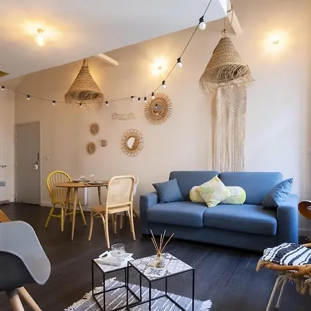 Appartement Chez Alphonse ~ Duplex ~ Centre-ville *